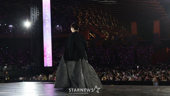 [잡담] 아이유는 진짜 슈퍼스타라는 말이 잘 어울려 | 인스티즈