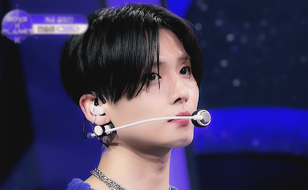 [잡담] 어떻게 두상까지 예쁜거임? | 인스티즈