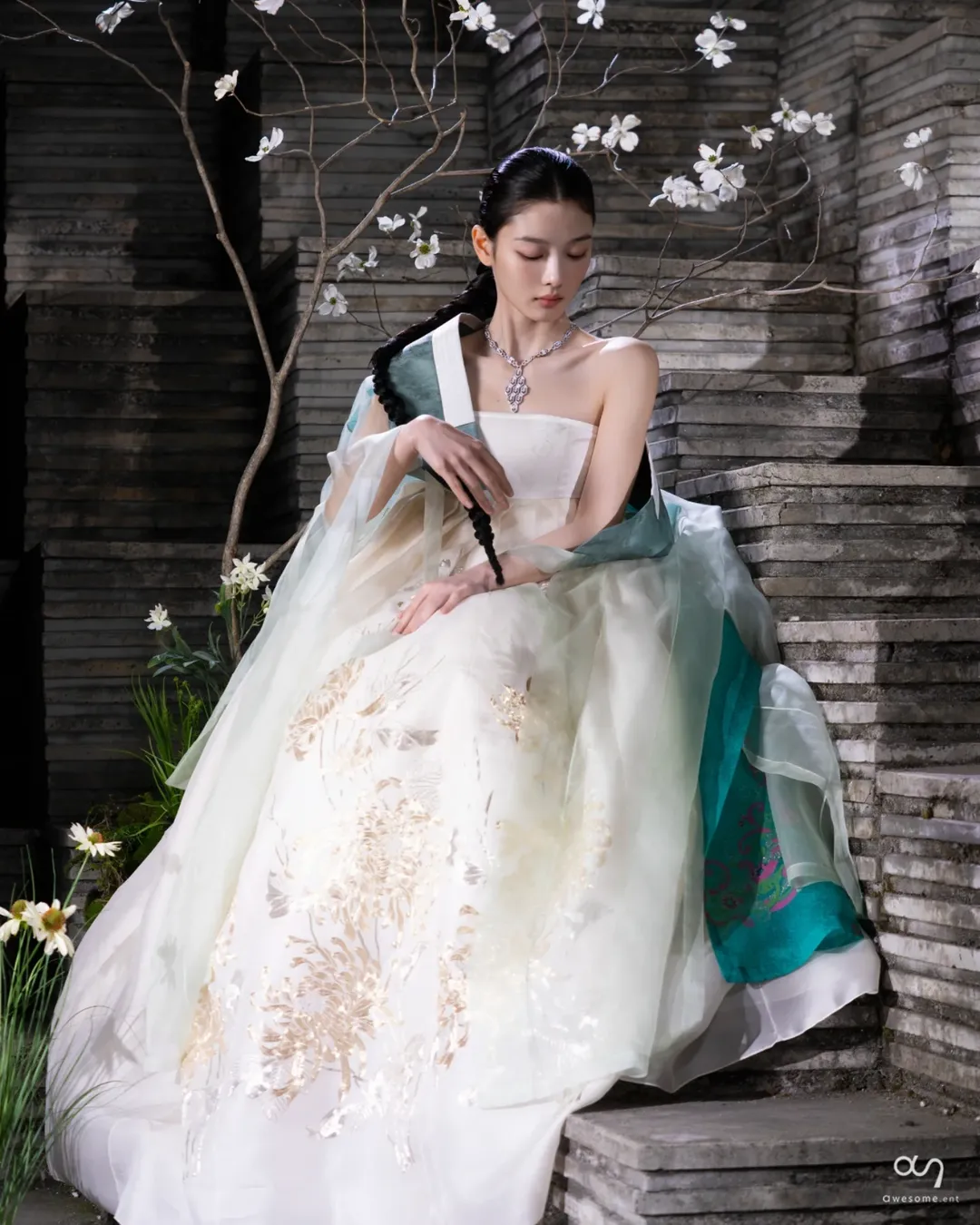 [잡담] 갠적으로 영온커플 한복화보 한번쯤은 보고싶어 | 인스티즈