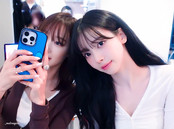 251208 미역 수제비를 찾아서 아우디즈 (카리나&지젤)gif | 인스티즈