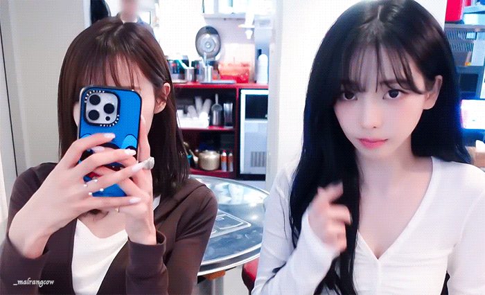 251208 미역 수제비를 찾아서 아우디즈 (카리나&지젤)gif | 인스티즈