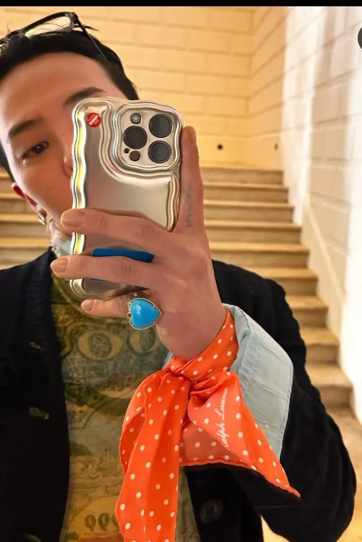 드디어 뜬 지드래곤 X 케이스티파이🤳 | 인스티즈