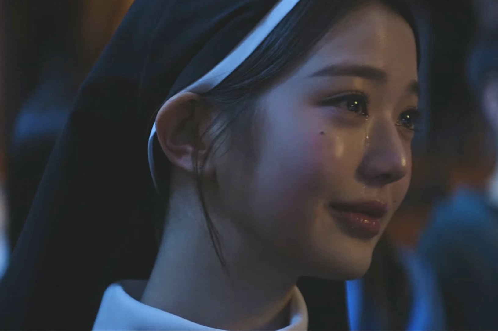 [잡담] 장원영 수녀복장 하고 나와도 그저 오목눈이로만 보임 | 인스티즈