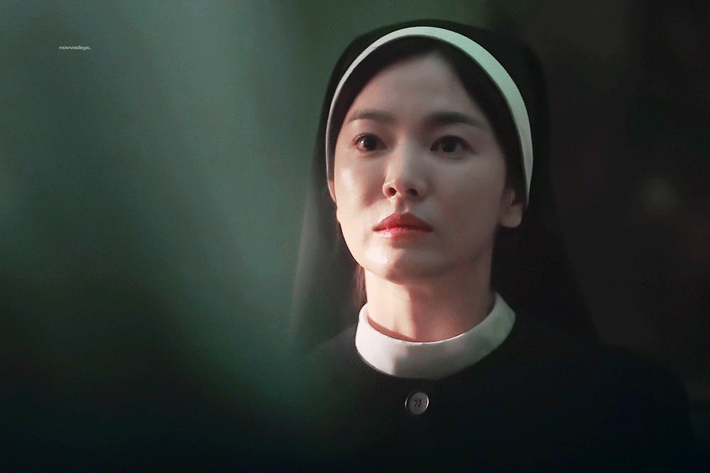 [잡담] 아름다운 여성들이 수녀복 입는 장르물 계속됐으면 좋겠음 | 인스티즈