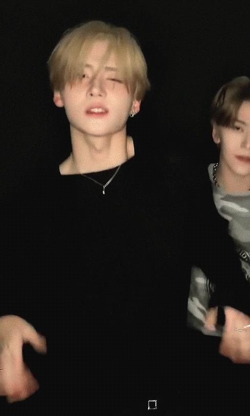 [잡담] 알디원 상원 샤넬챌린지 움짤떴다 | 인스티즈