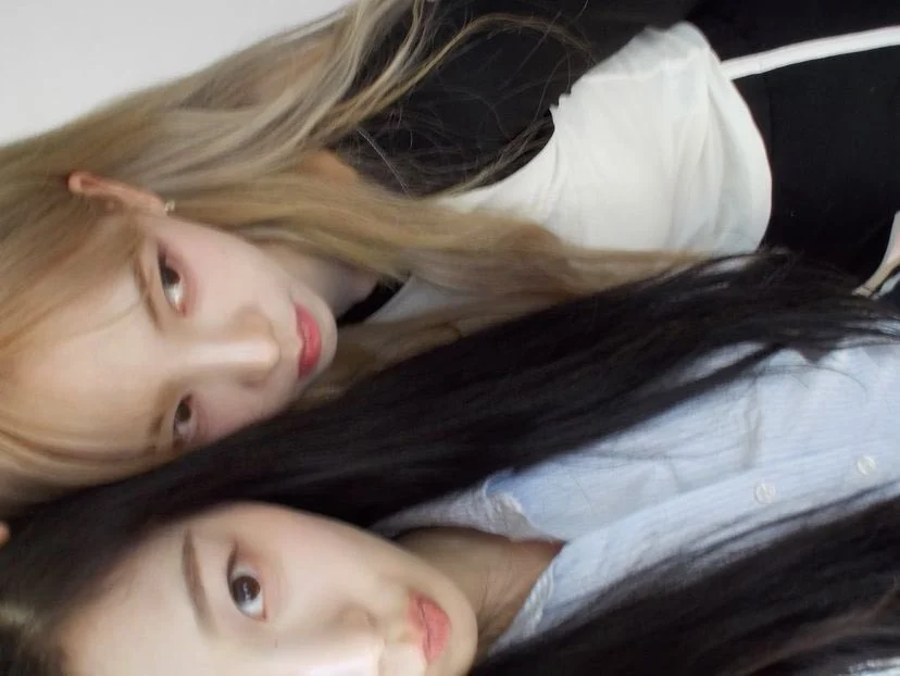 [잡담] 2만 알티 탄 에스파 카리나&지젤 MZ 셀카 | 인스티즈