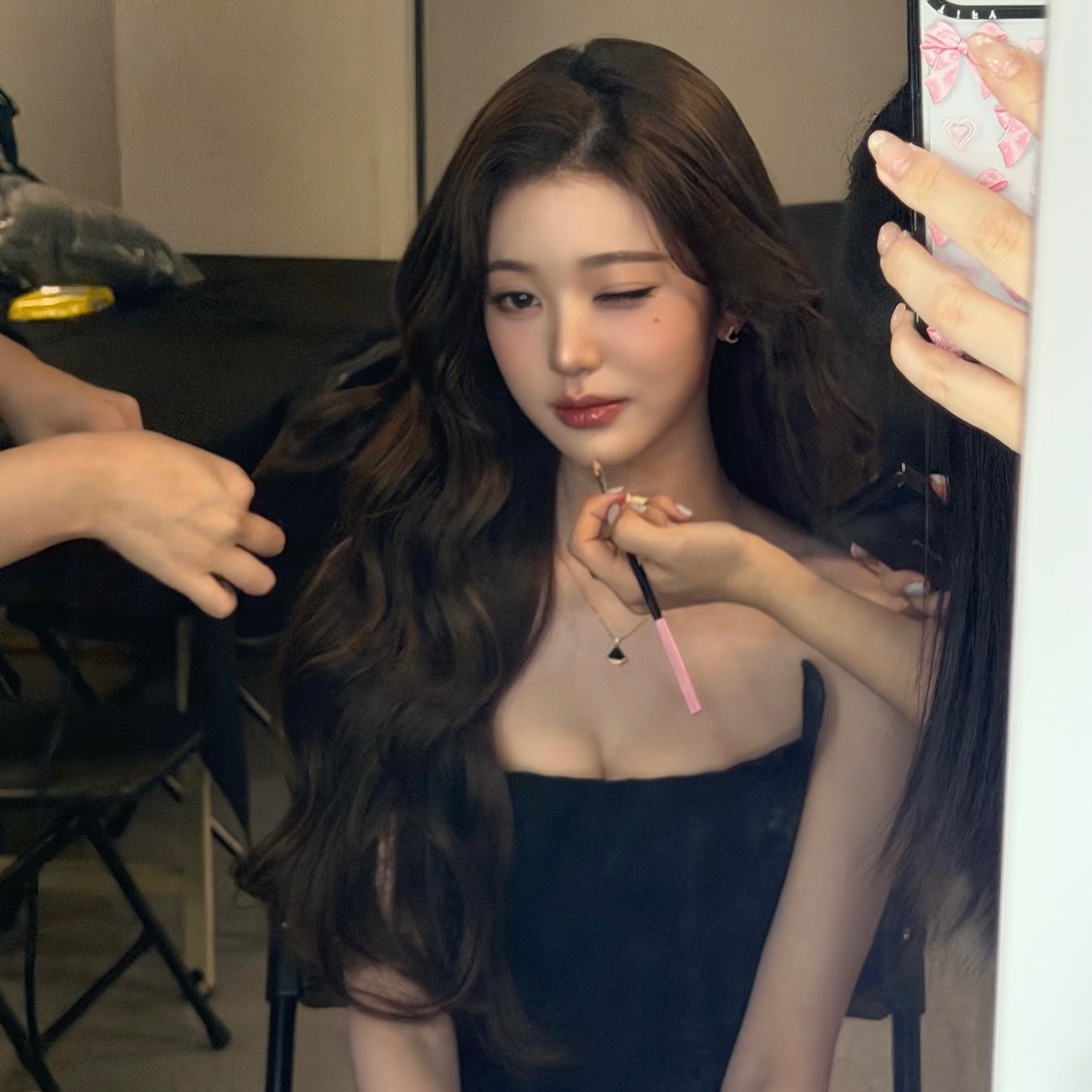 [잡담] 와 장원영 메컵받는거 진짜 개여신... | 인스티즈