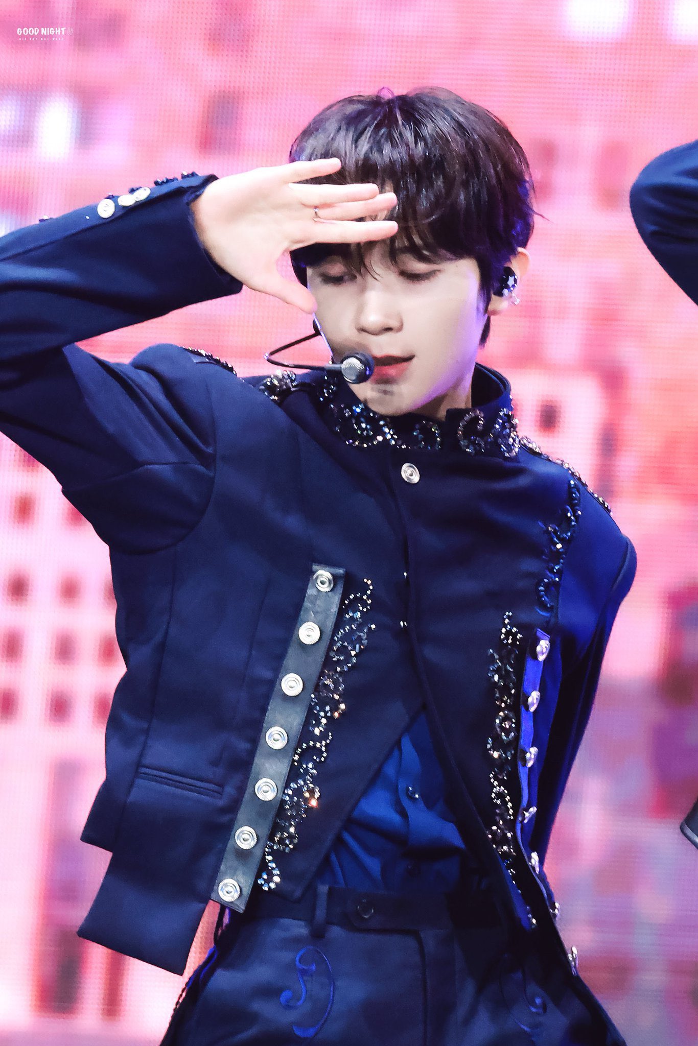 [잡담] 위시 오늘 얼굴들이 다 대박이다 | 인스티즈