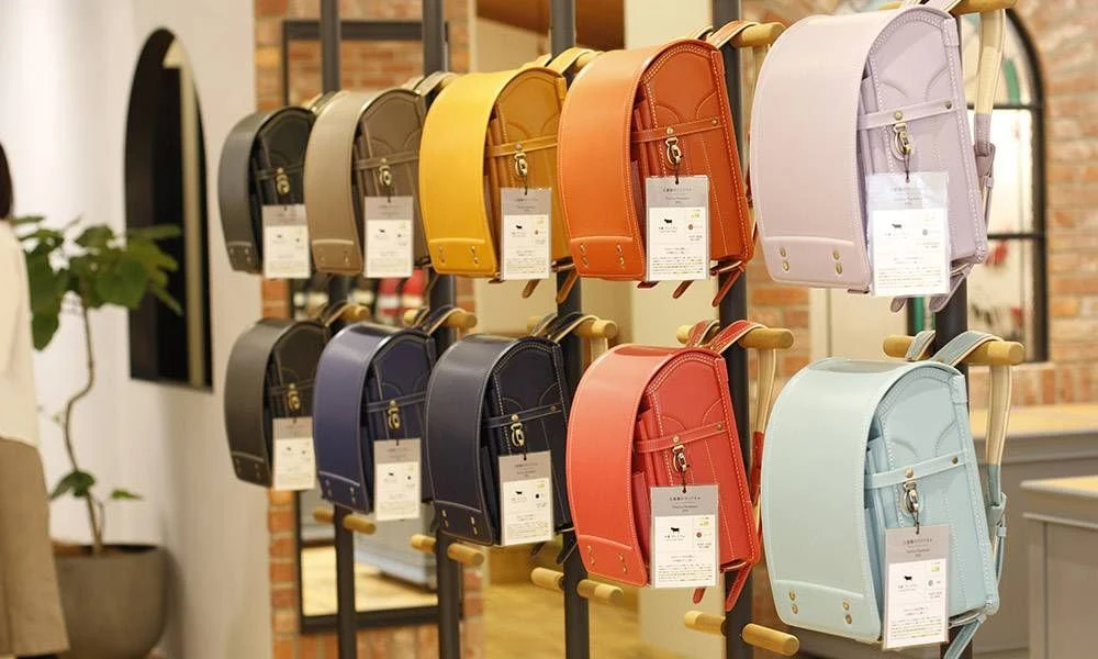 평균 50만원대라는 일본 초등학생 책가방 '란도셀' | 인스티즈