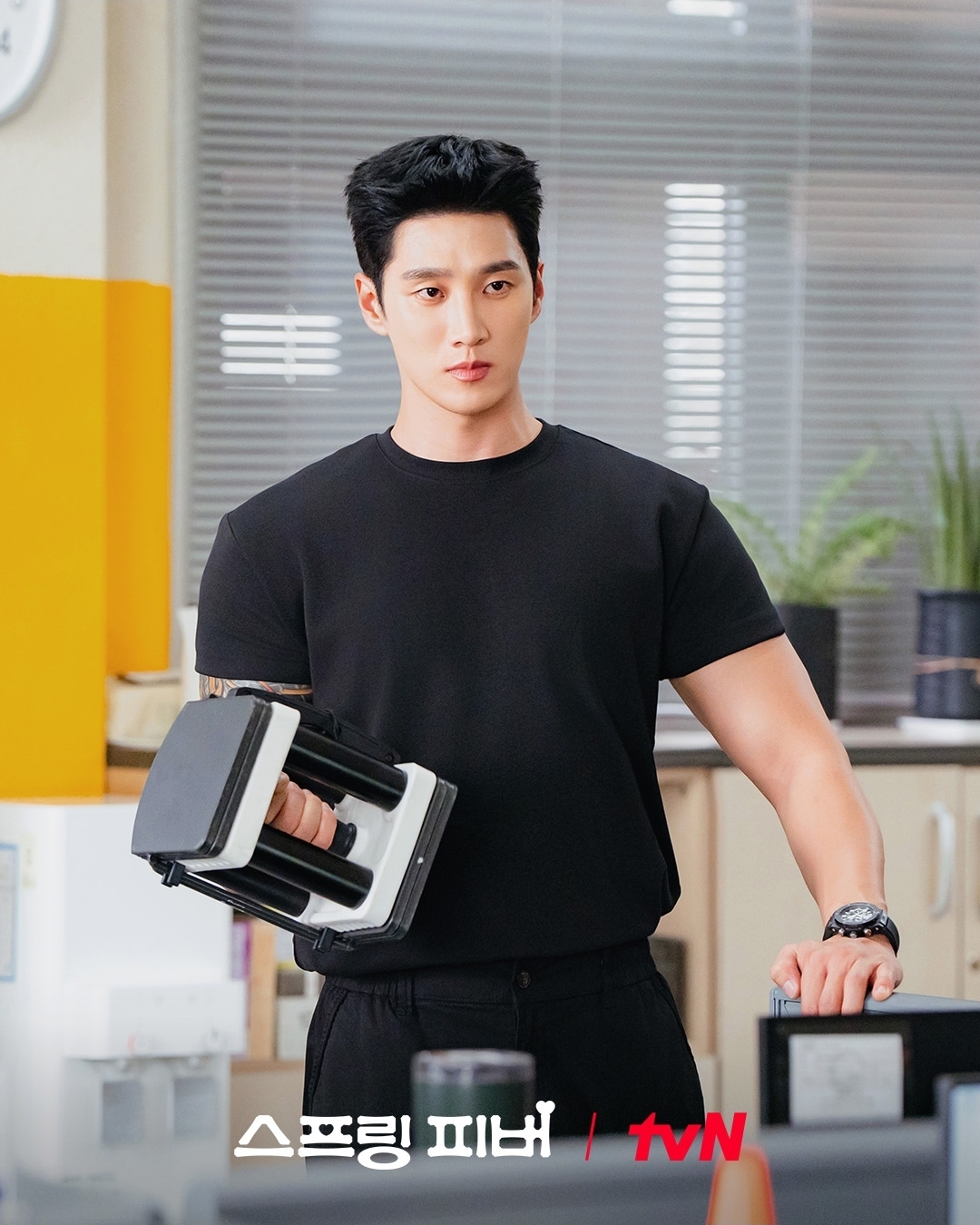 [잡담] 스프링피버) 안보현이 소개하는 '선재규' 키워드!#에너지💪🏻 #순애보💘 #조카바보👨‍👦거친 겉모습 속 달달한 반전 매력😎돌진형 상남자 선재규로 완벽 변신한 안보현✨ | 인스티즈