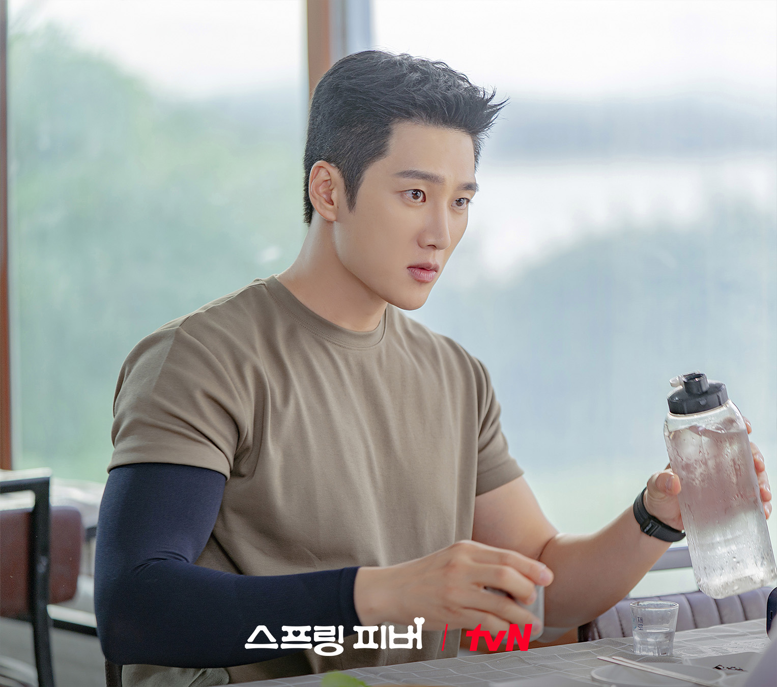 [잡담] 스프링피버) 안보현이 소개하는 '선재규' 키워드!#에너지💪🏻 #순애보💘 #조카바보👨‍👦거친 겉모습 속 달달한 반전 매력😎돌진형 상남자 선재규로 완벽 변신한 안보현✨ | 인스티즈