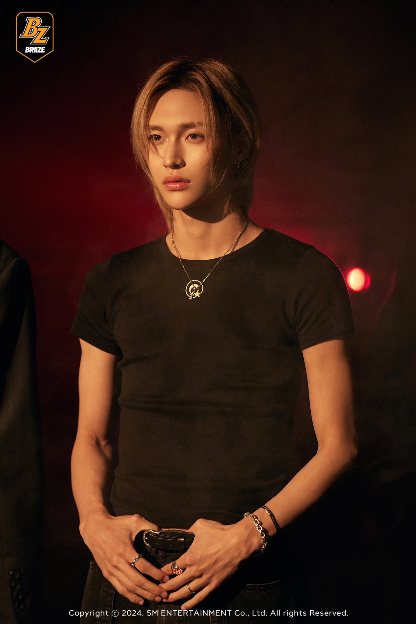 [잡담] 아니 이 사진 원빈 이목구비 개 빡쎄네 | 인스티즈