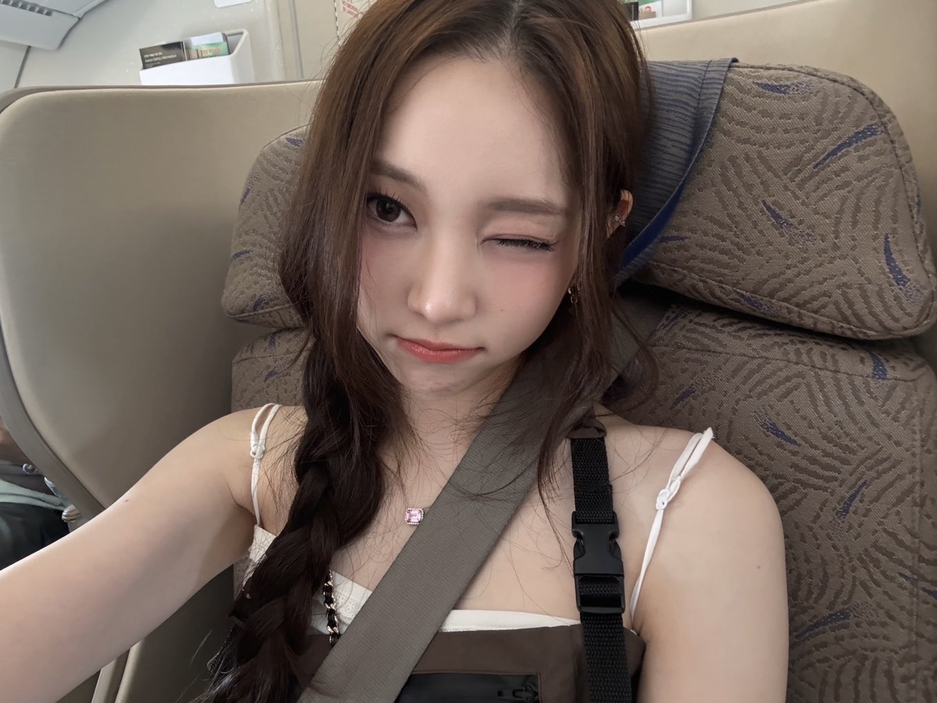 [잡담] 서로 추구미 정반대인 여돌 | 인스티즈