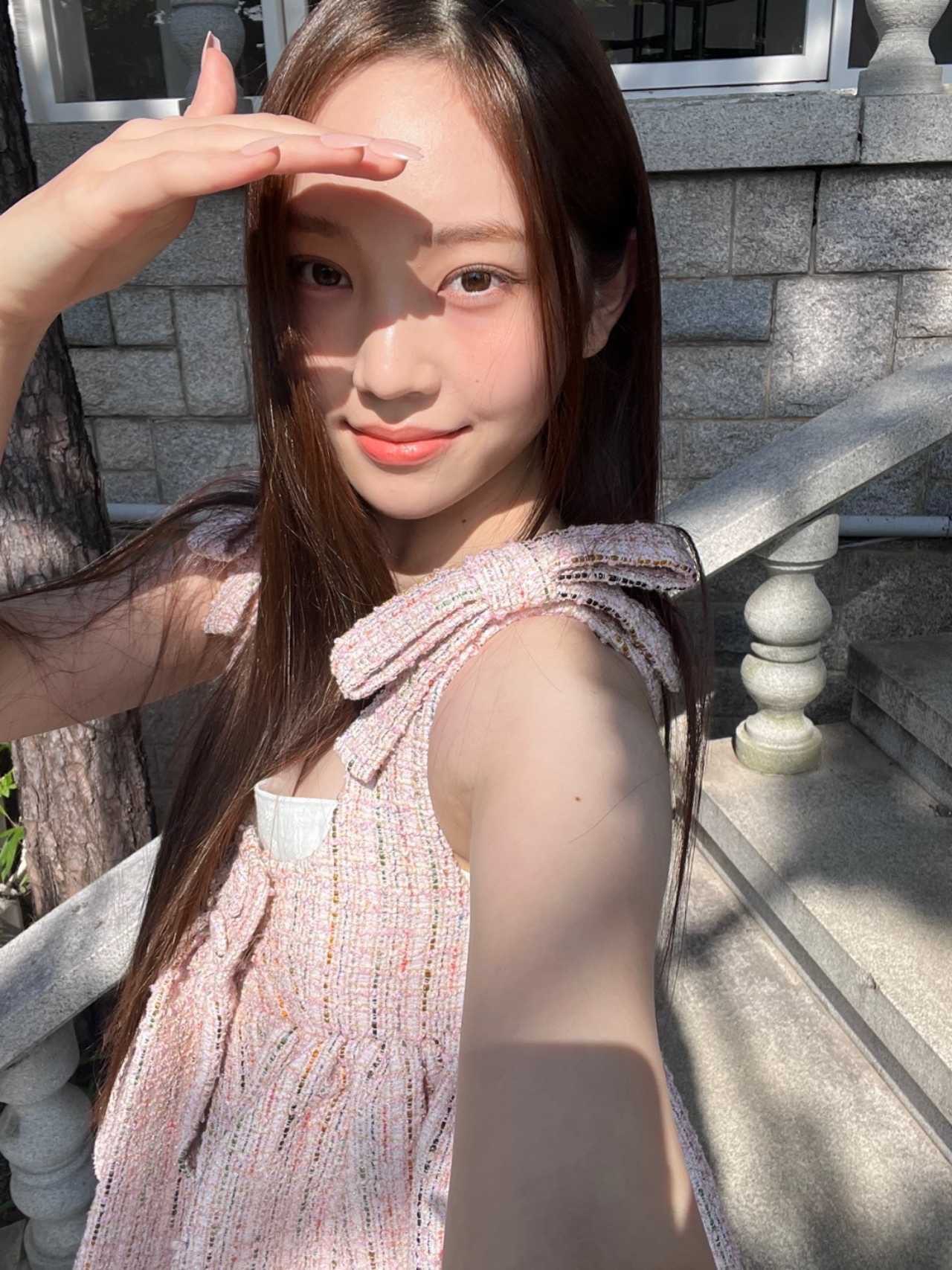 [잡담] 서로 추구미 정반대인 여돌 | 인스티즈