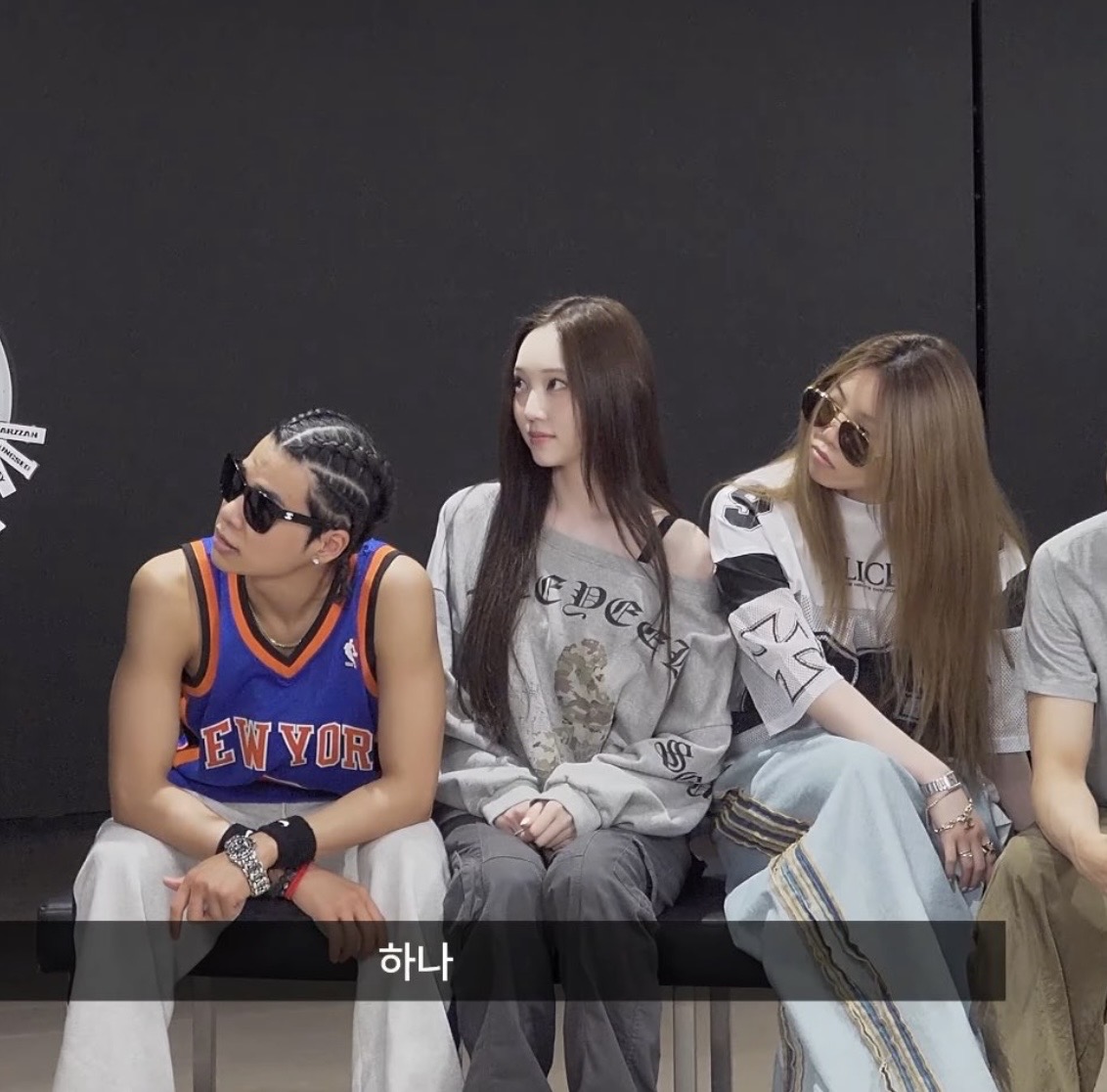 [잡담] 서로 추구미 정반대인 여돌 | 인스티즈