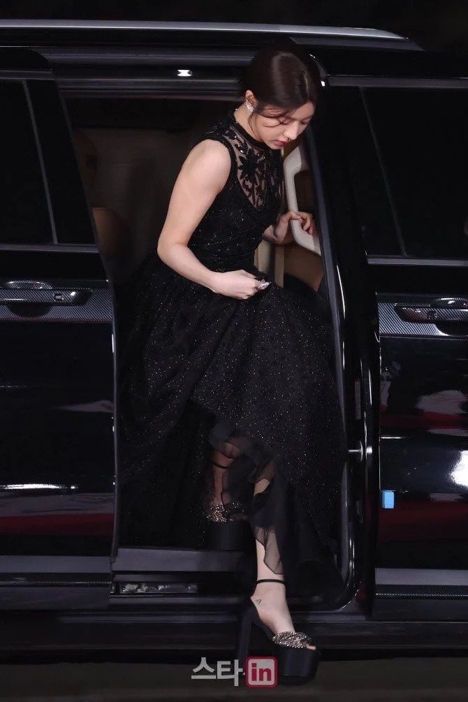 [잡담] 고윤정 타투도 귀여운뎅🐟 | 인스티즈