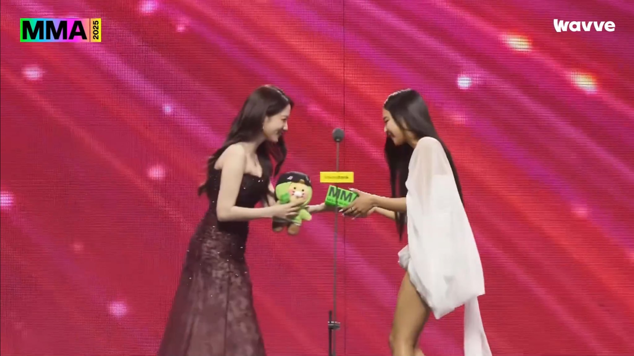 [잡담] 박은빈 오늘 제니랑 지디 만났어 | 인스티즈