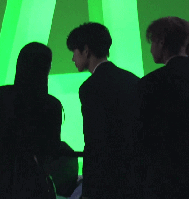 [잡담] 김건우 어제 진짜 비주얼 미쳤다 | 인스티즈