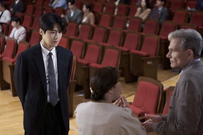 [정보/소식] 이사통) 김선호♥고윤정, 바라만 봐도 설레는 비주얼 케미(이 사랑 통역 되나요?) | 인스티즈