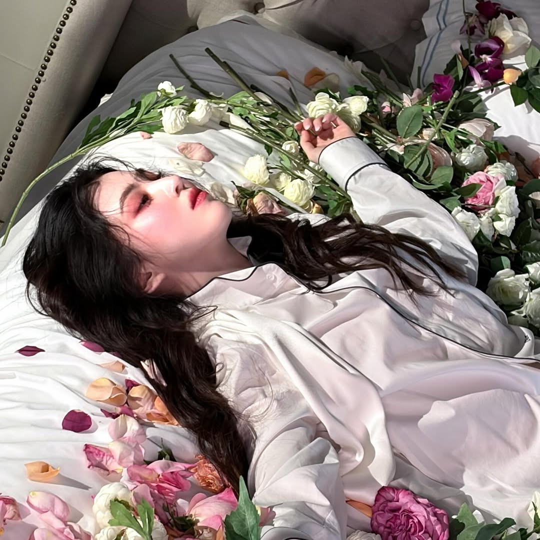 [잡담] 한소희) 251222 한소희 인스타 👋 | 인스티즈