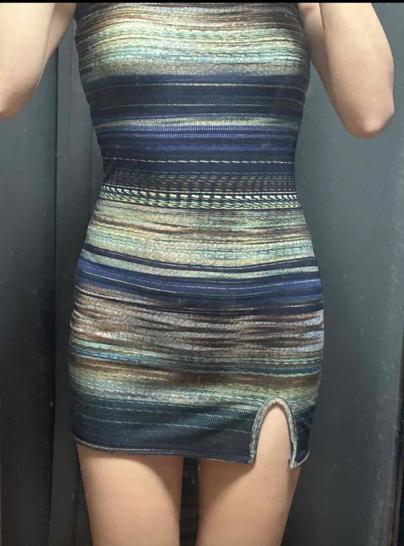 [잡담] 익들아 이 옷 별로야..? 휴양지에서 입을건데 | 인스티즈