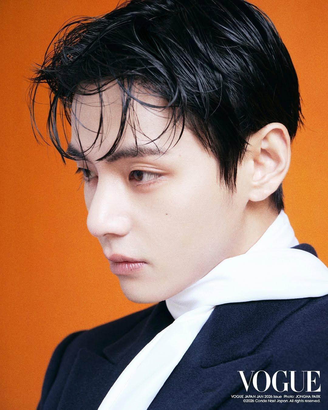 [잡담] 방금 공개된 방탄 뷔 <보그재팬> 2종 커버,화보 | 인스티즈