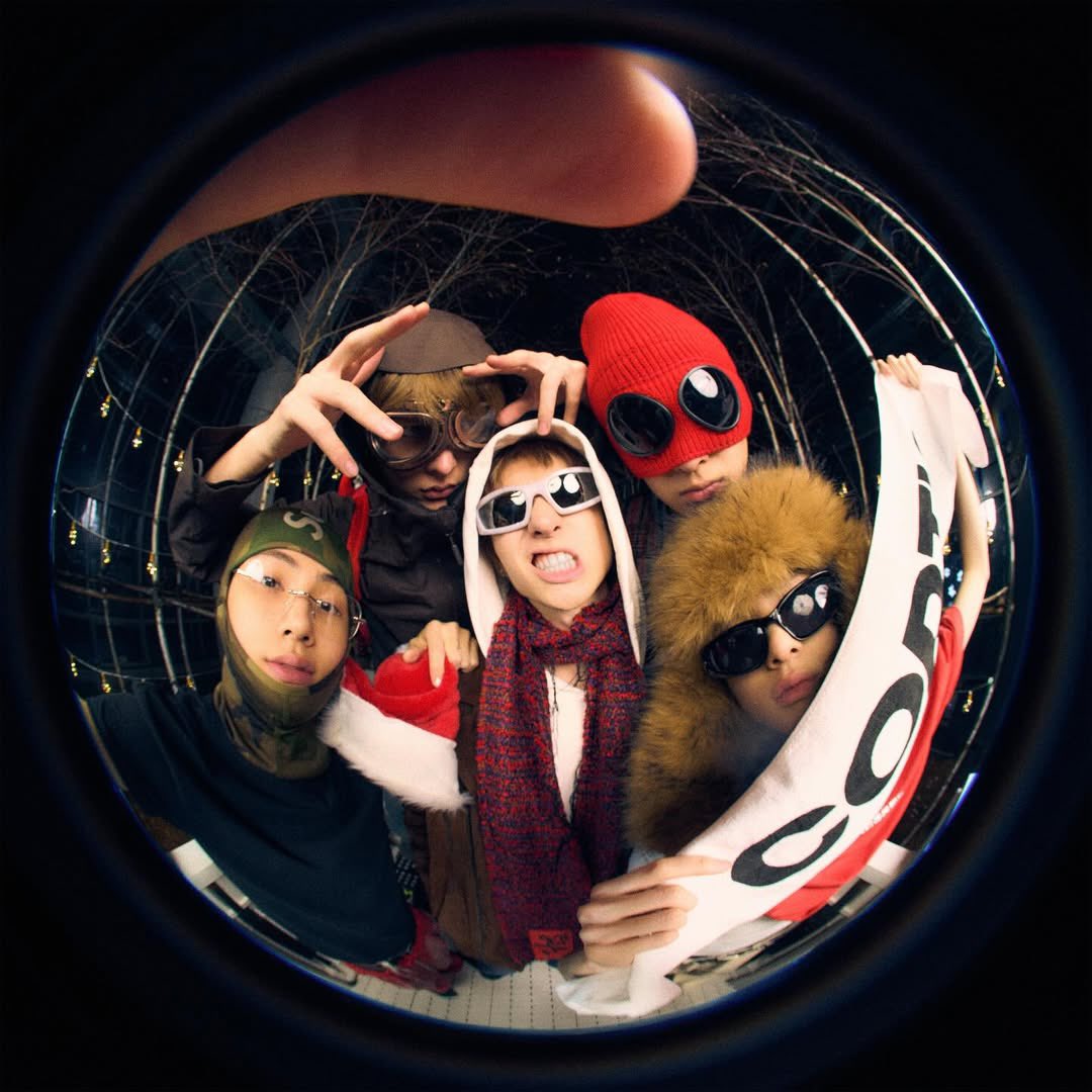 [잡담] 코르티스 크리스마스이브에 문열어주면 큰일날 거같은 비줠임ㅋㅋㅋ | 인스티즈