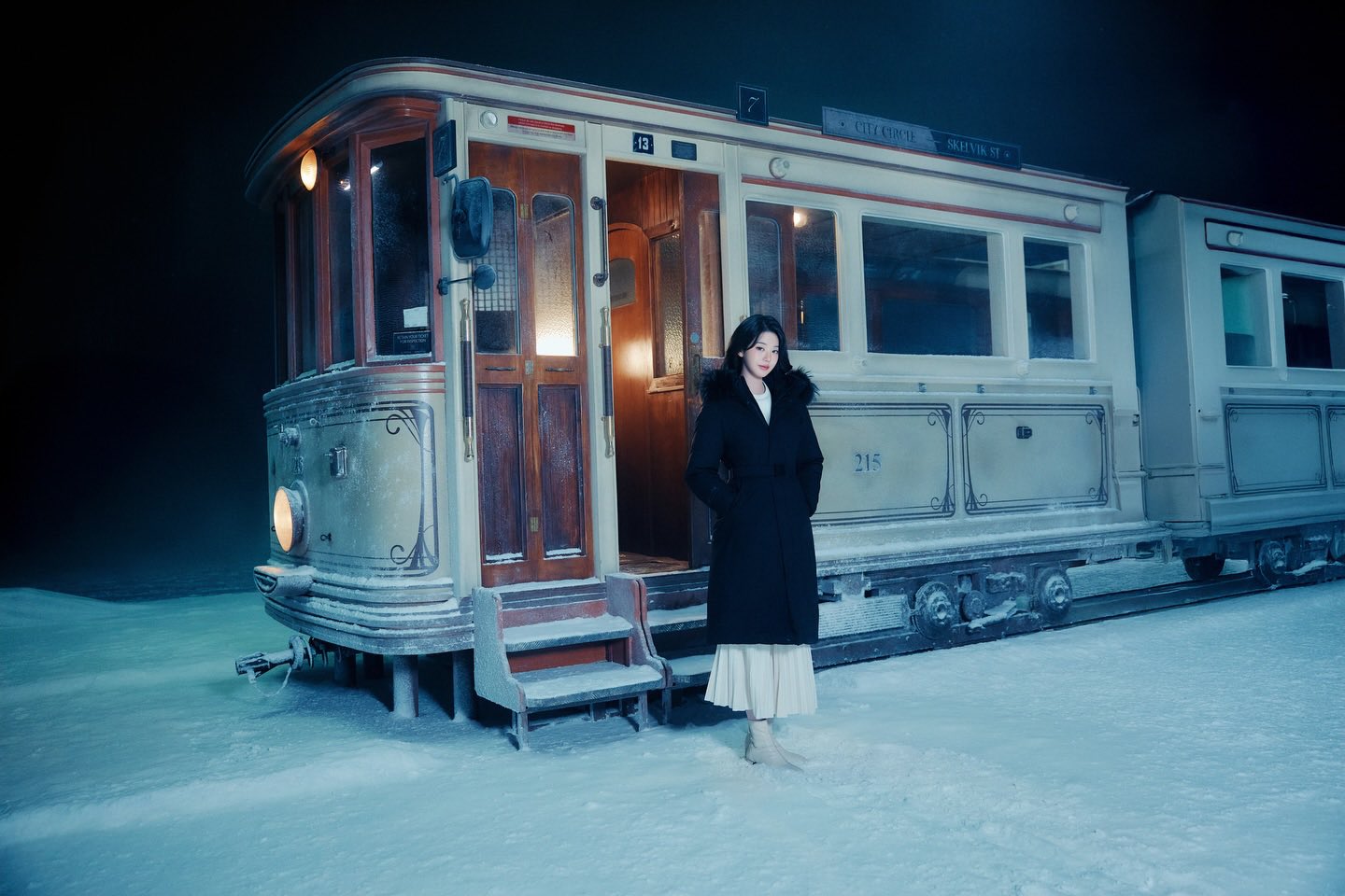 [잡담] 장원영 아이더 새 사진 | 인스티즈