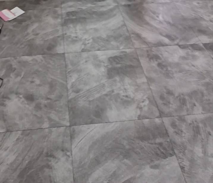 [잡담] 이런 데코타일 바닥? 별로 안추움?? | 인스티즈