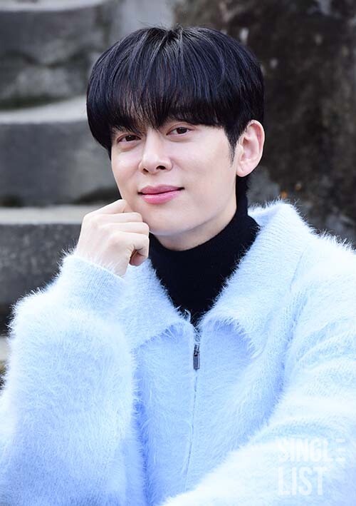 [정보/소식] [인터뷰②] 보이프렌드 동현 "조정석·조승우처럼 다 잘해보고파" | 인스티즈