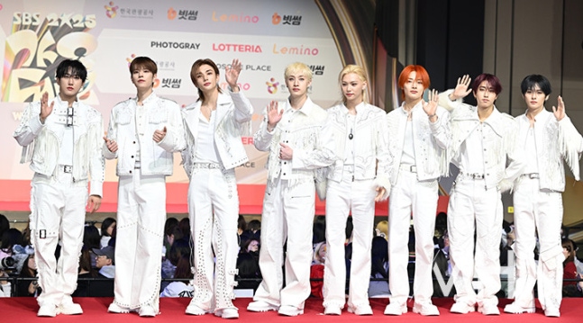 [정보/소식] 남자아이돌 가요대전 레카 단체사진 모음 | 인스티즈