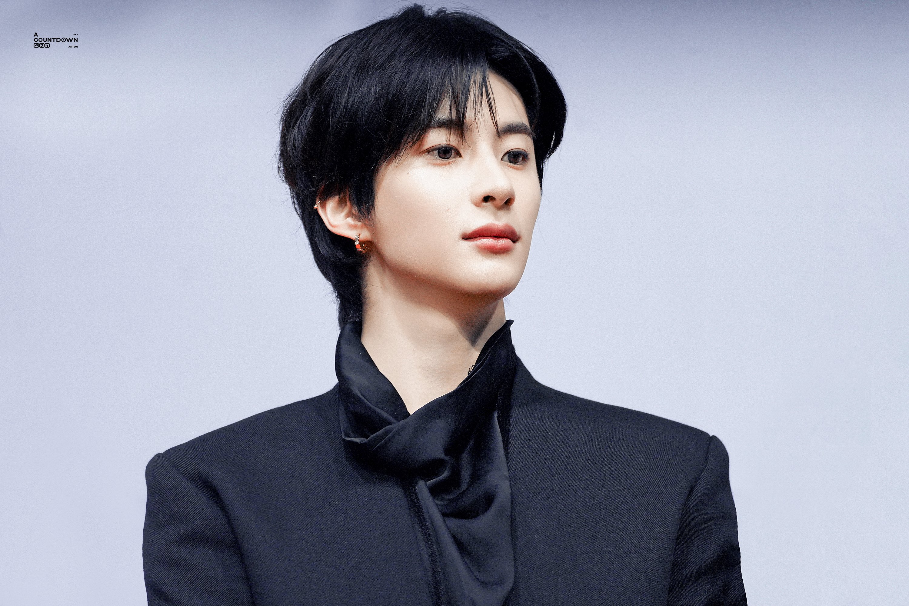 [잡담] 앤톤 진짜 잘생겼다ㅏㅏㅏㅏㅏ | 인스티즈