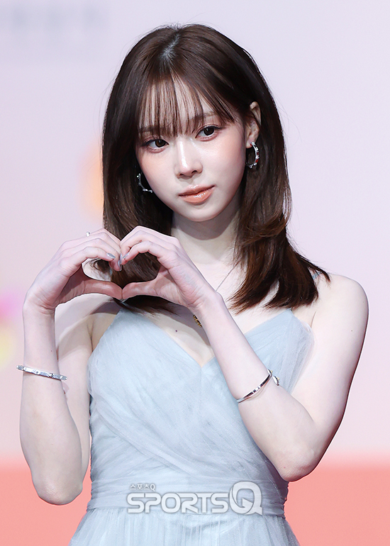 251225 에스파 SBS 가요대전 레드카펫 기사사진 | 인스티즈