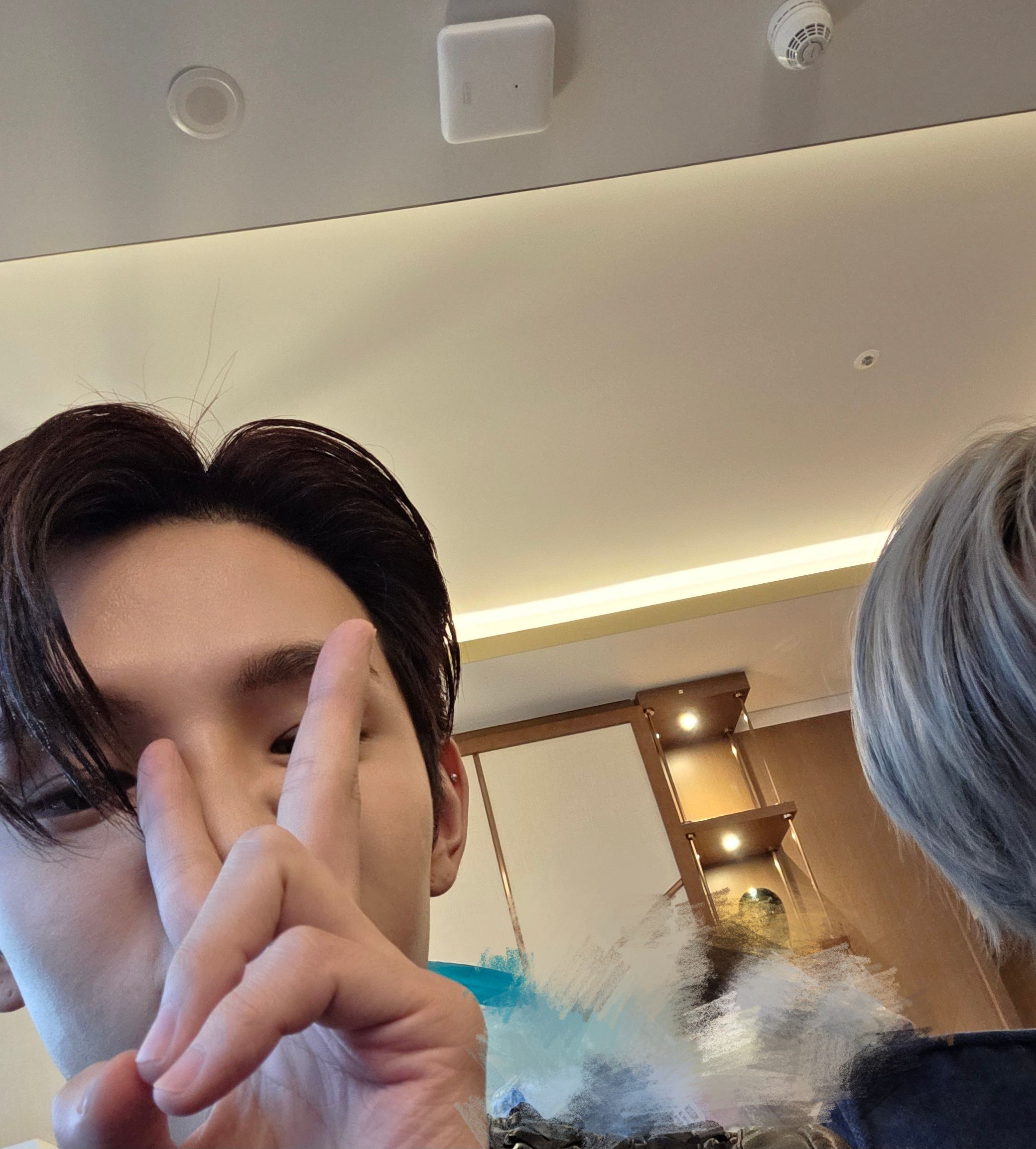 [잡담] 라이즈 여기 인스파이어 대기실일까 따로 숙소 잡은걸까? | 인스티즈