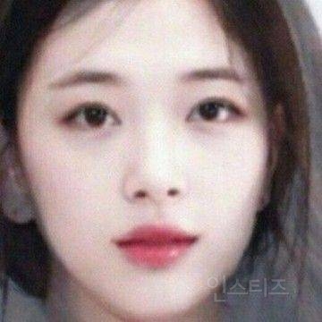 신기하게 얼굴이 반반씩 보이는 아이돌 합성사진.jpg | 인스티즈