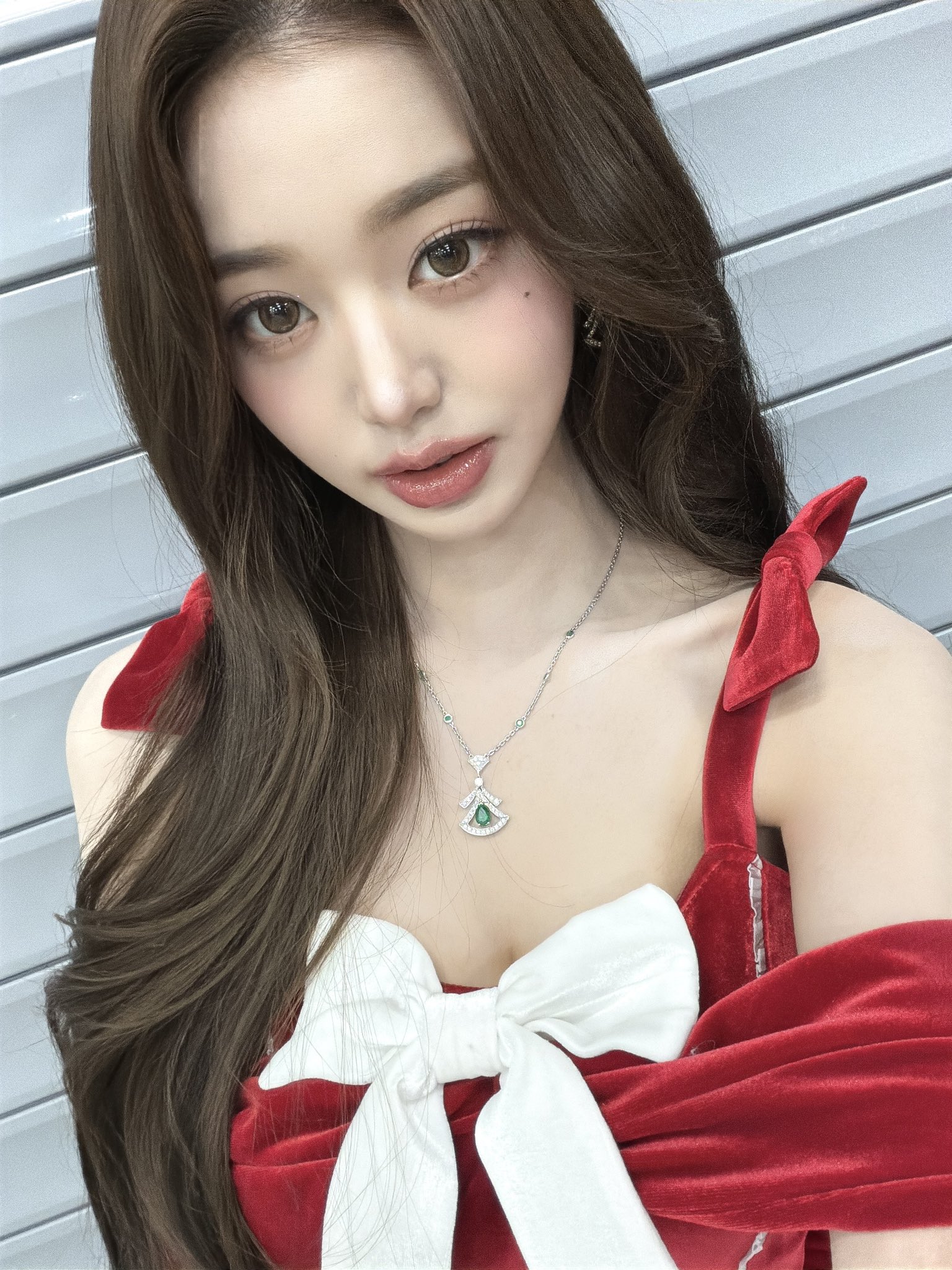 [잡담] 장원영 비주얼은 갈수록 더 비현실적이다... | 인스티즈