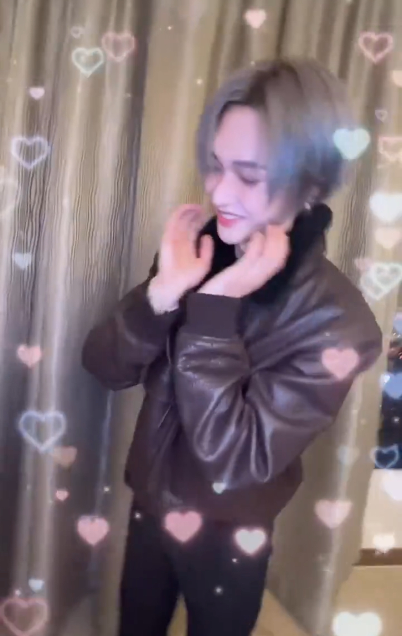 [잡담] 이렇게 수줍어하는 원빈 | 인스티즈