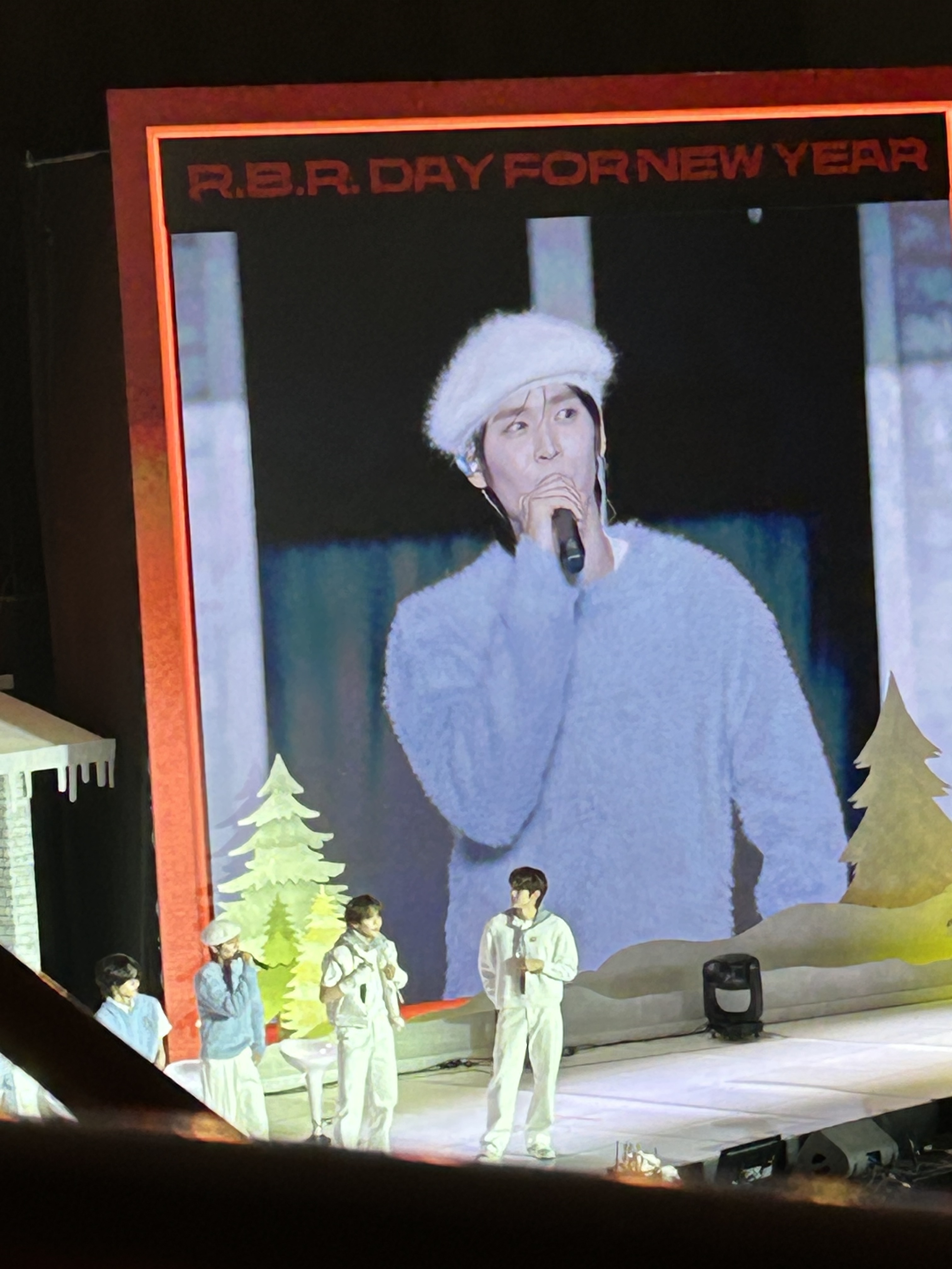 [잡담] 나 오프 갈 때 울트라고 뭐고 안 빌리는 이유가 | 인스티즈