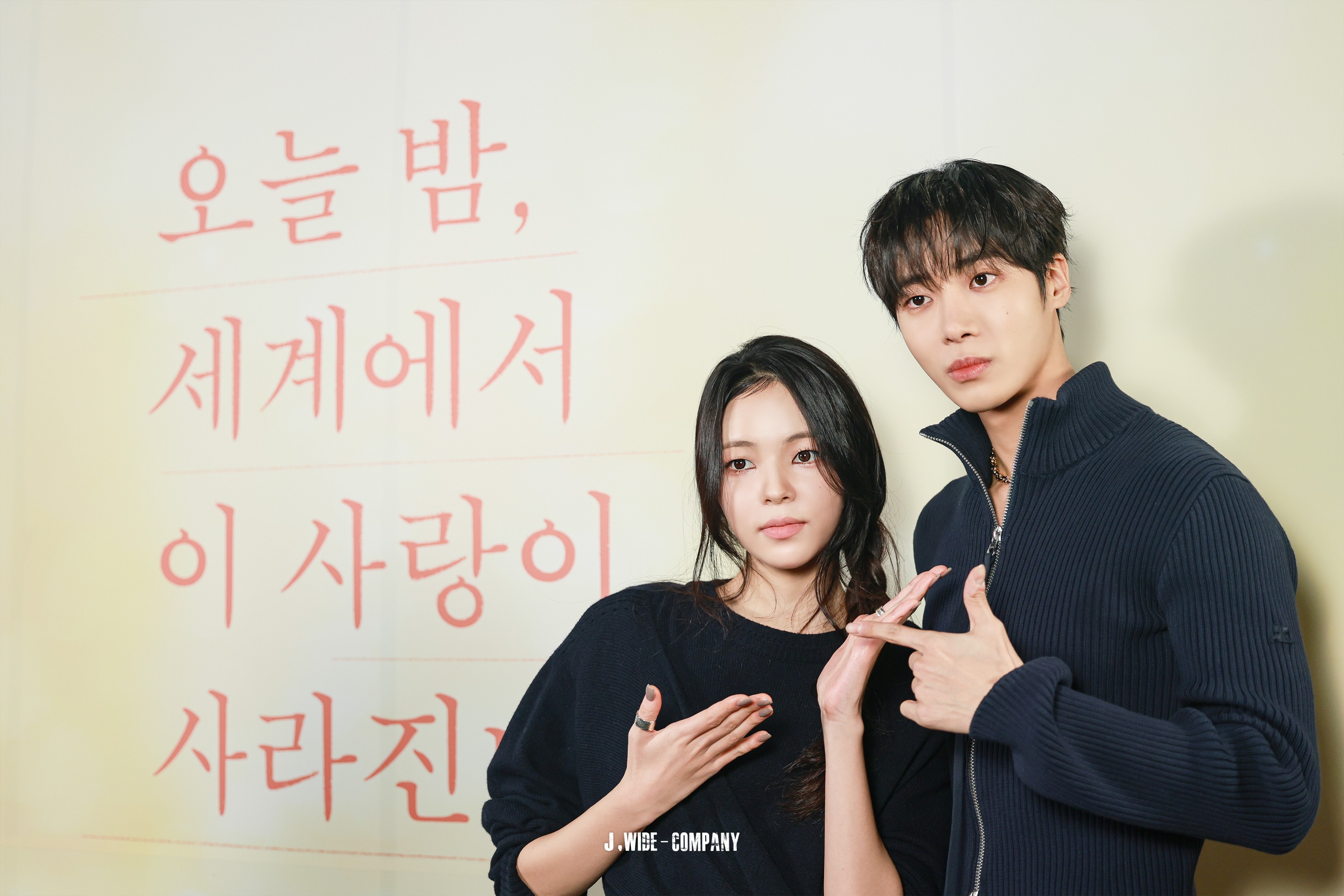 [잡담] 추영우 오세이사 시사회 소속사 비하인드 사진 올라왔당 | 인스티즈