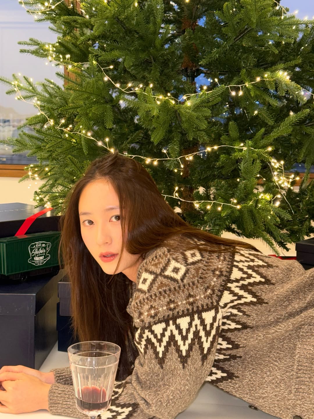 [잡담] 251225 크리스탈 인스타 🎄 🎁 😜 | 인스티즈