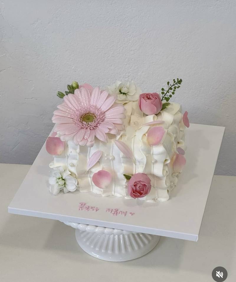 [잡담] 부모님 정년퇴직 케이크 주문해야 하는데 | 인스티즈