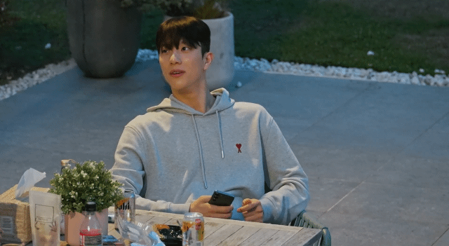 [잡담] 환승연애로 보는 남자가 여자한테 찐으로 설렐 때 표정 | 인스티즈