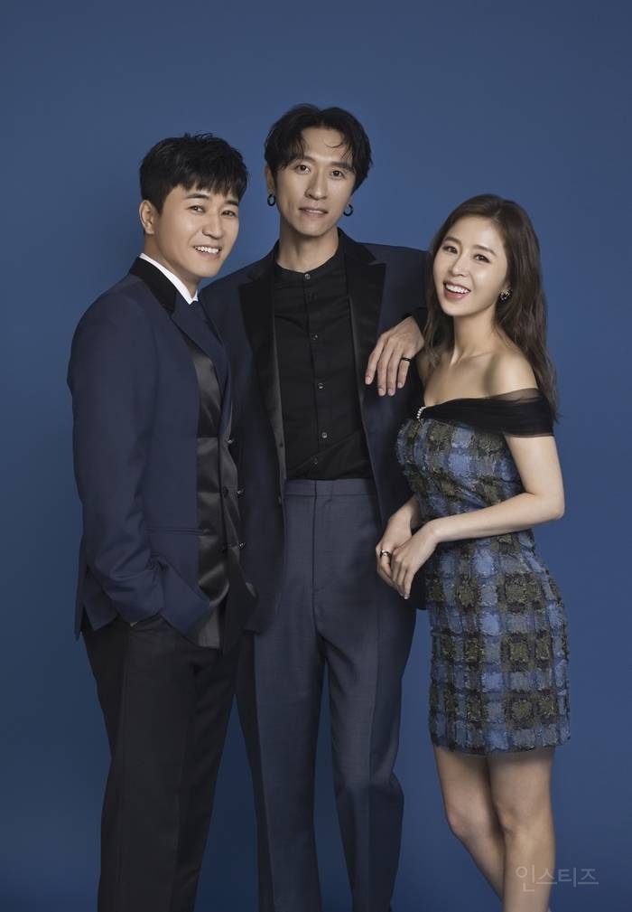 '최장수 혼성그룹' 코요태, 27년차 '노장' 아닌 '흥新'…'K-레트로' 일등공신 | 인스티즈