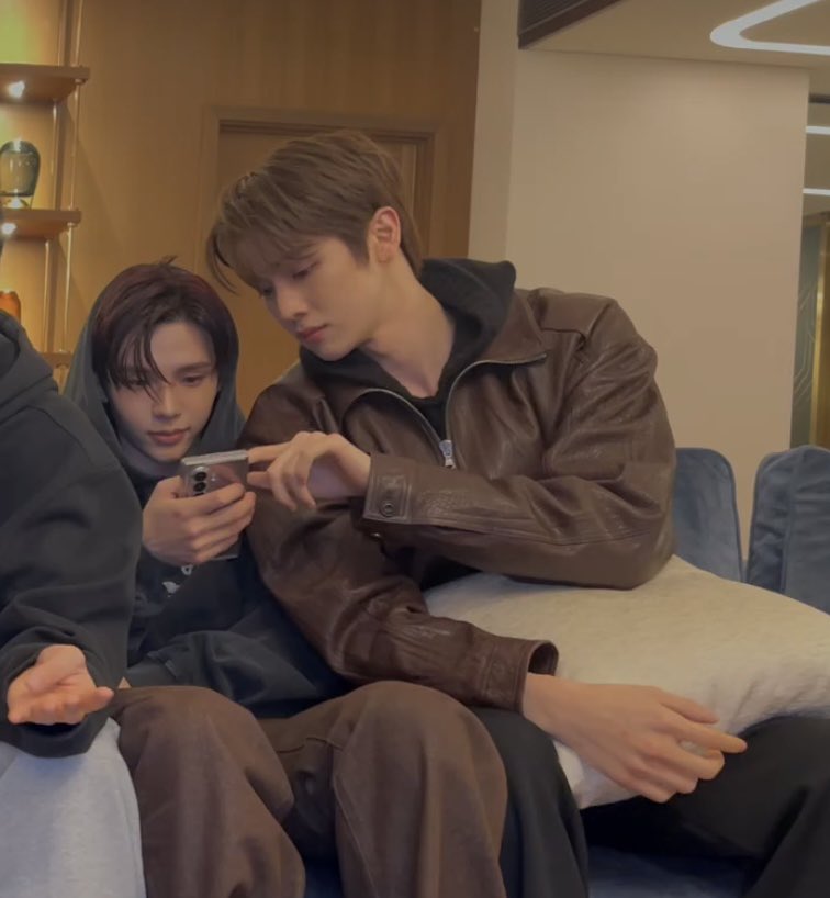 [잡담] 성찬은 어떻게 이름도 정성찬이지.. | 인스티즈