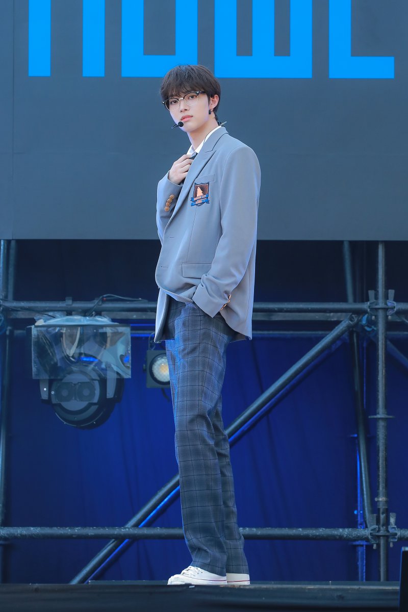 [잡담] 앤팀에서 비율이 천상계인 3명 | 인스티즈