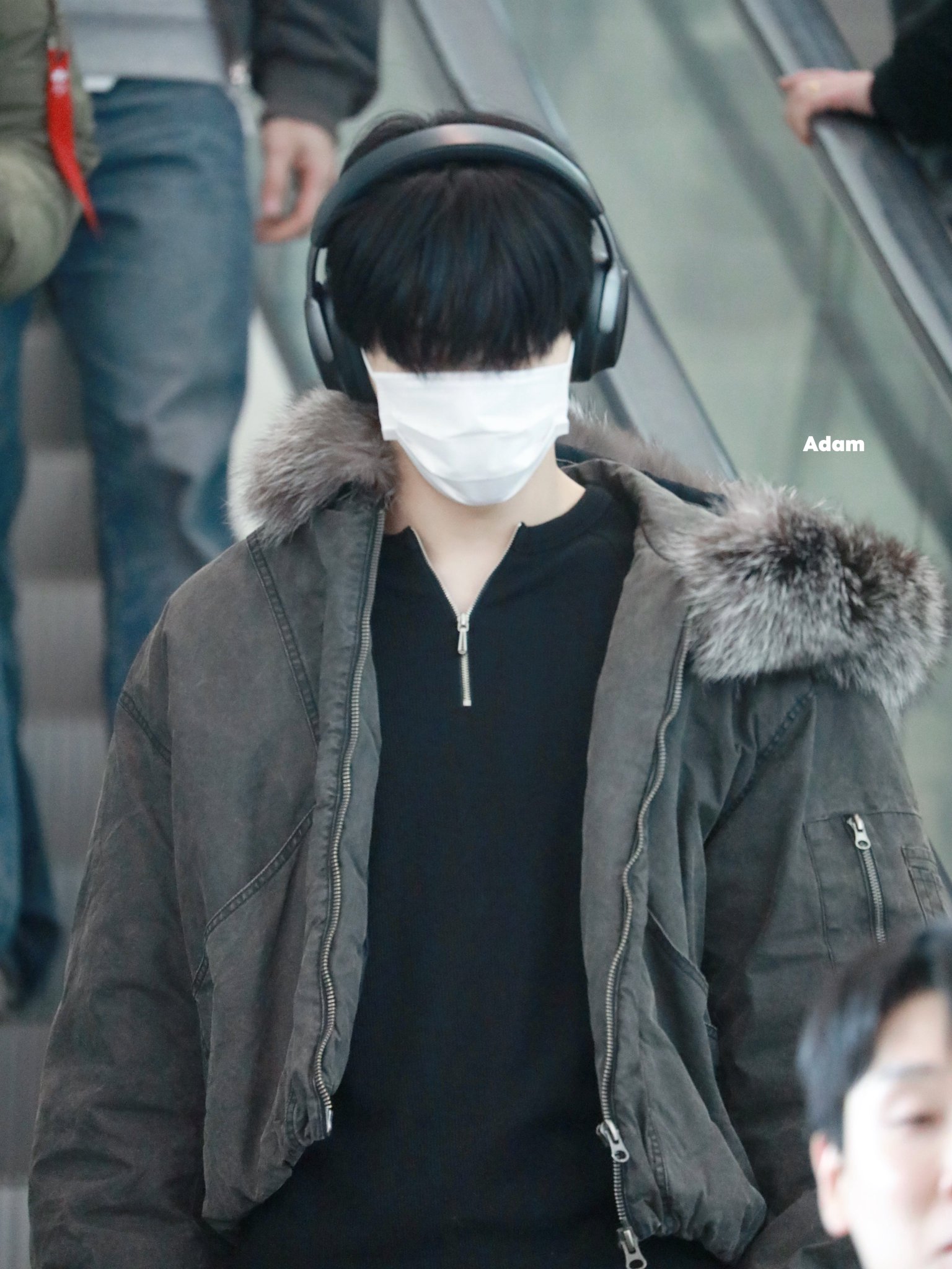 [잡담] 투바투 수빈 어제랑 오늘인데 | 인스티즈