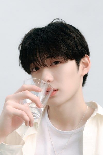 [잡담] 우유상 남돌 vs 커피상 남돌 | 인스티즈