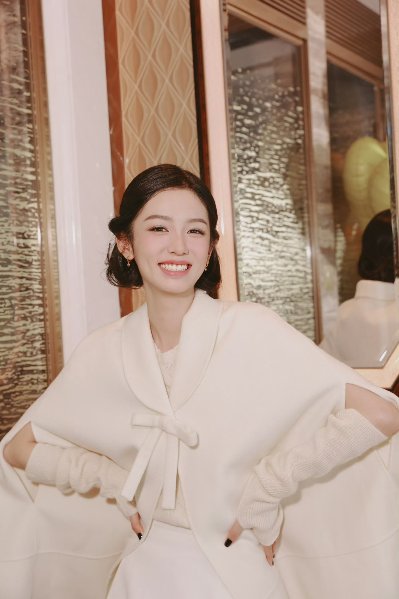 [잡담] 요즘 제일 이뻐보이는 배우 이분임 | 인스티즈