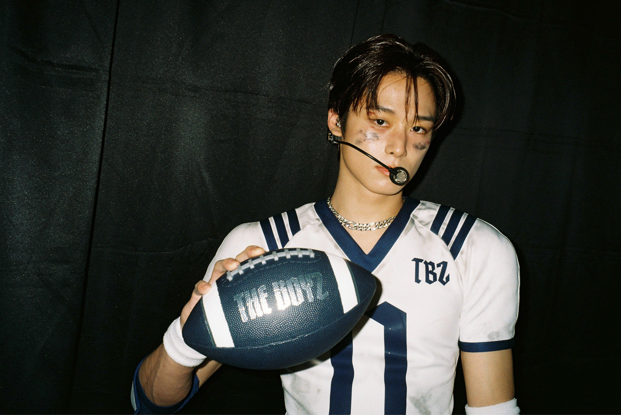 [잡담] 더보이즈 주연 어제 필카 보고 가라 | 인스티즈