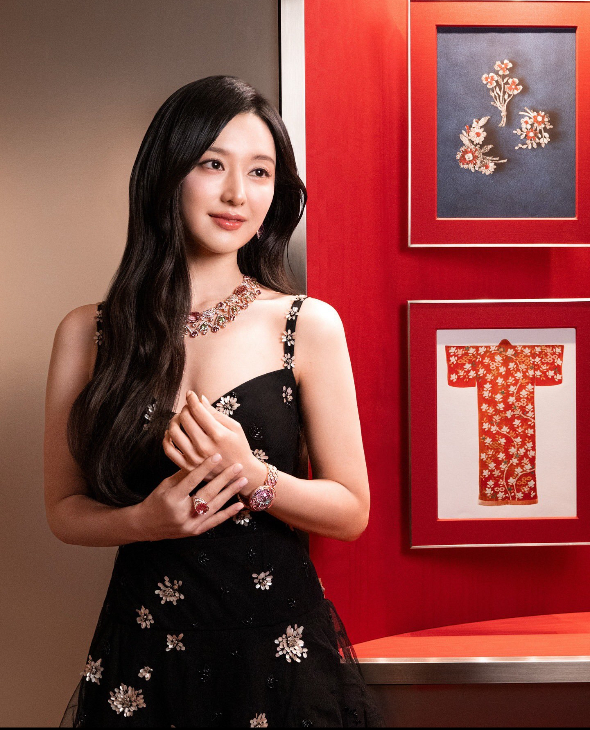 [잡담] 도쿄 불가리 행사때 김지원 너무 예뻐 | 인스티즈